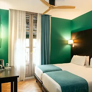 https://internacional-ramblas-cool-atiram.topbarcelonahotels.com
